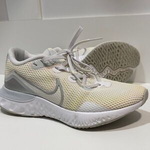 Nike Women's Cream and Gray Sneakers